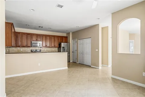 $295,000 | 6425 Oxford Circle, Unit 104D, Vero Beach, FL 32966