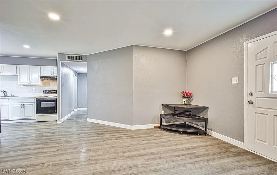 15 Washington Way Henderson, NV 89015 - Photo 7 of 9
