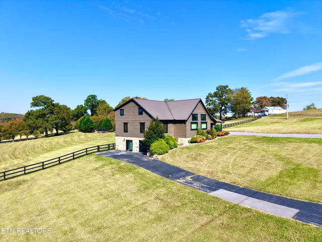 $1,050,000 | 735 Ball Road, White Pine, TN 37890