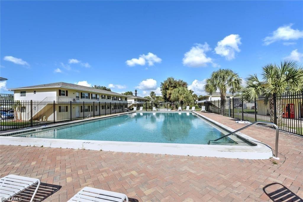 3325 Airport Road North, Unit U5 Naples, FL 34105 - Photo 5 of 15