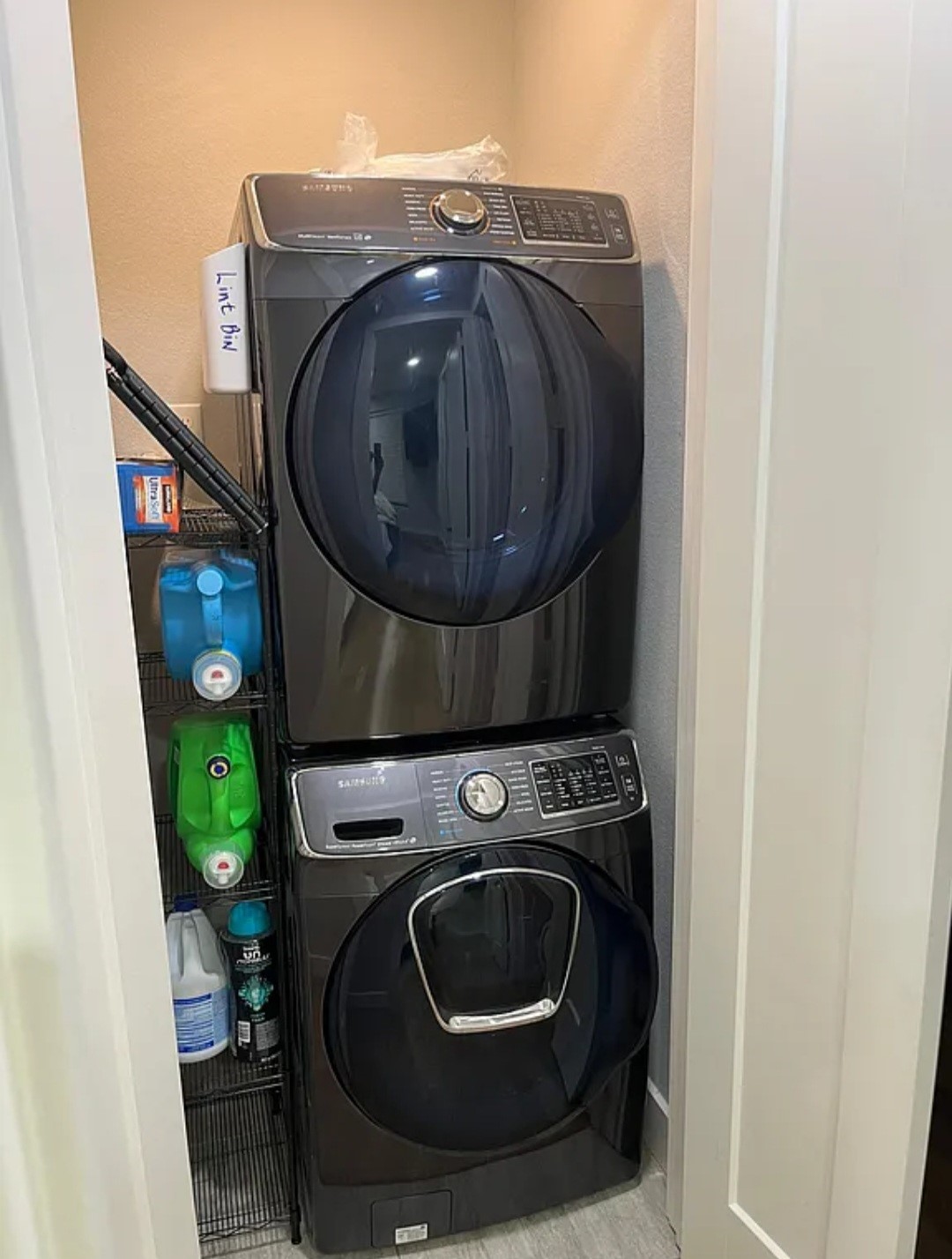 1503 Robin Street, Unit C Houston, TX 77019 - Photo 15 of 18 a utility room with dryer and washer