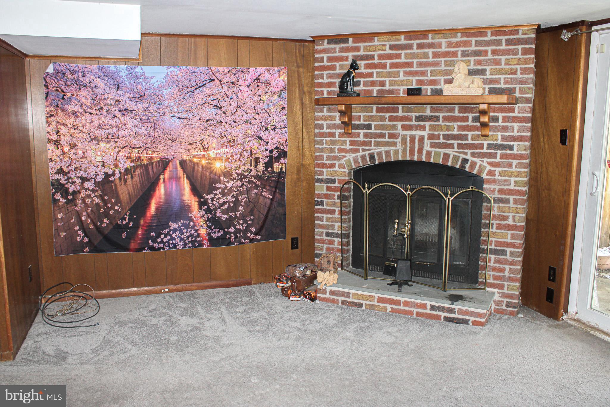 3224 Comly Road Philadelphia, PA 19154 - Photo 29 of 32 a living room with a fireplace