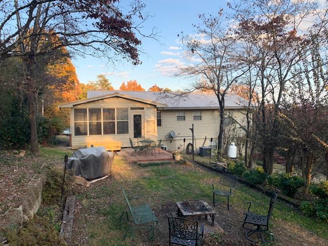 922 Cleveland Dr Rear1