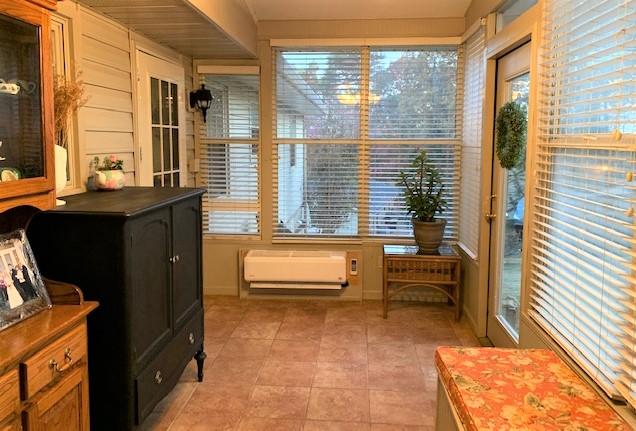 922 Cleveland Road Rossville, GA 30741 - Photo 17 of 30 922 Cleveland Dr Sunroom2