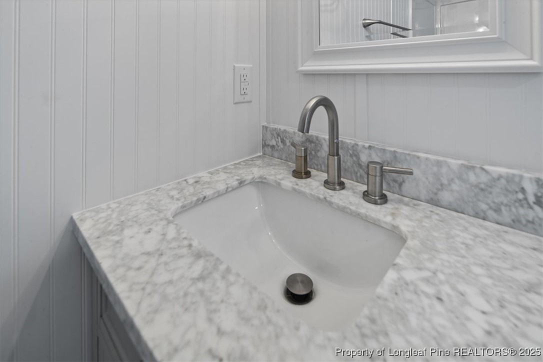 6546 Roslin Farm Road Hope Mills, NC 28348 - Photo 23 of 37 Gallery Image 23