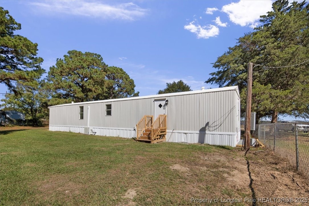 6546 Roslin Farm Road Hope Mills, NC 28348 - Photo 29 of 37 Gallery Image 29