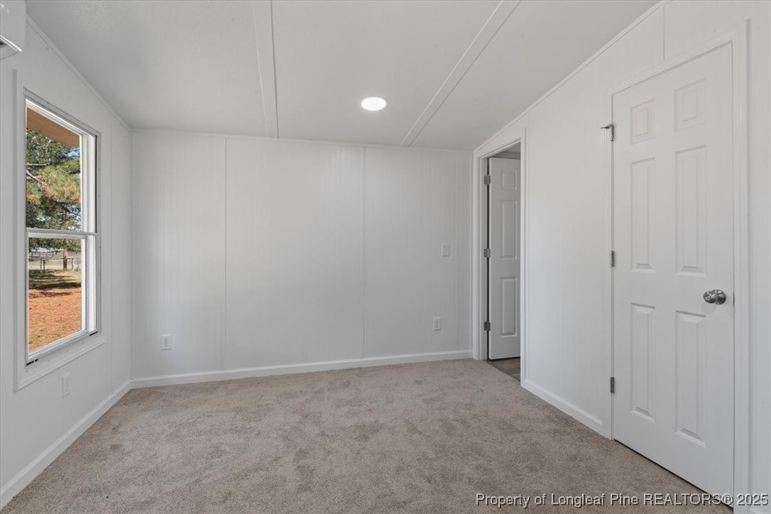 6546 Roslin Farm Road Hope Mills, NC 28348 - Photo 9 of 37 Gallery Image 9