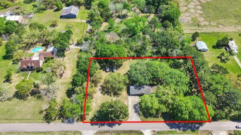 $425,000 | 3413 County Road 326, Alvin, TX 77511