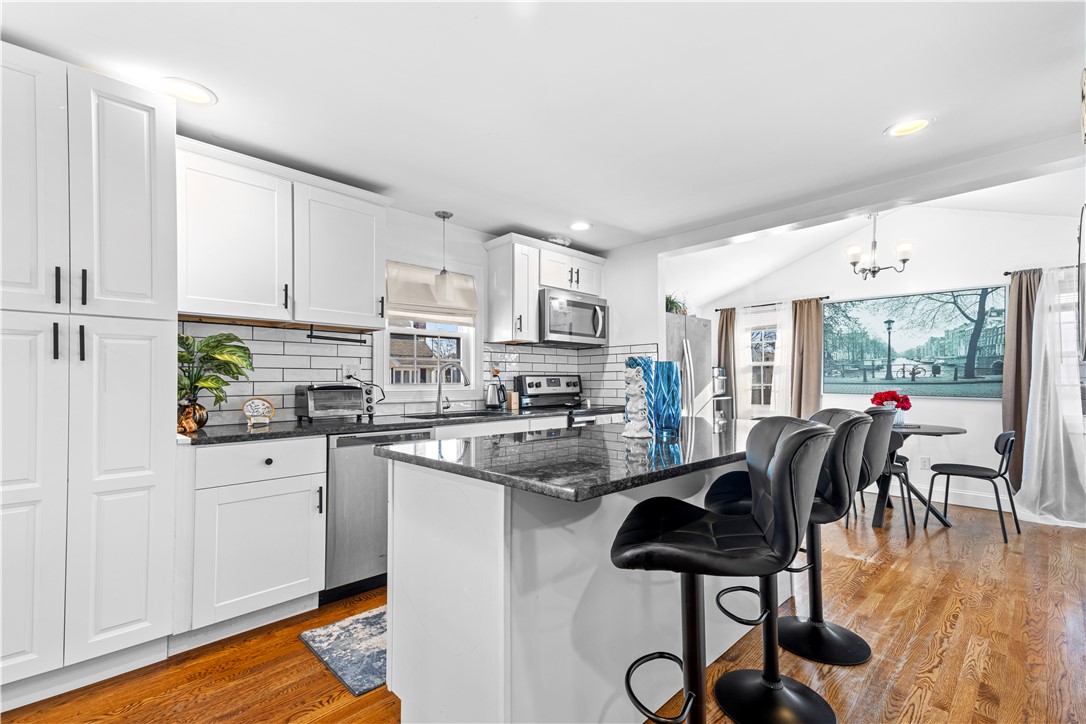 77 Byron Avenue Pawtucket, RI 02861 - Photo 5 of 16