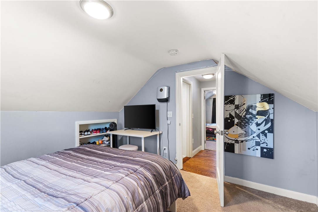 77 Byron Avenue Pawtucket, RI 02861 - Photo 9 of 16