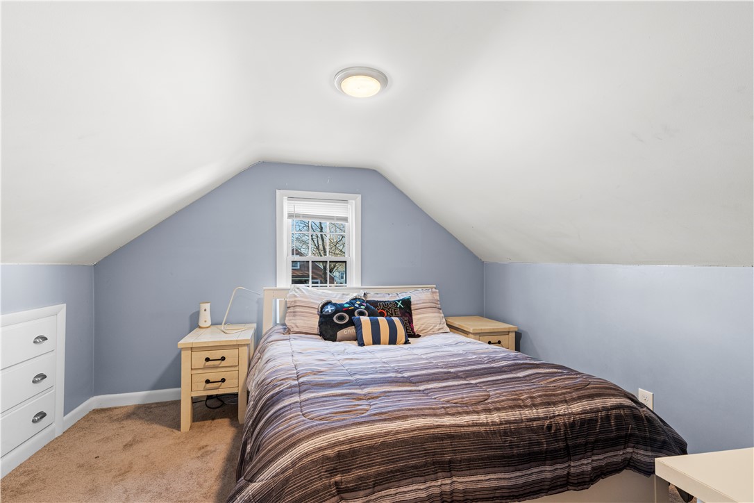 77 Byron Avenue Pawtucket, RI 02861 - Photo 10 of 16