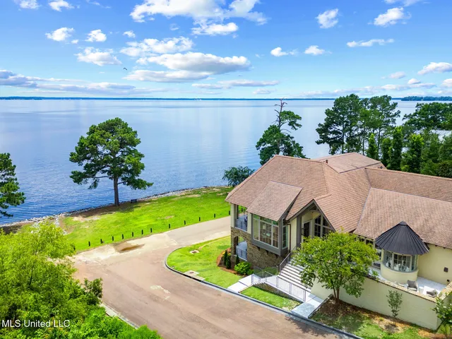 $2,189,000 | 150 Old Trace Road, Madison, MS 39110
