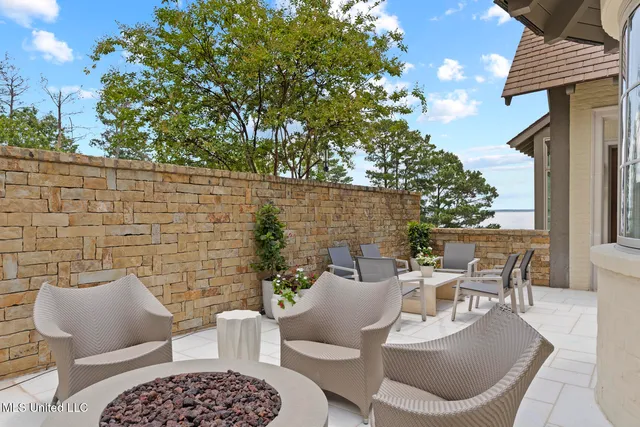 $2,189,000 | 150 Old Trace Road, Madison, MS 39110