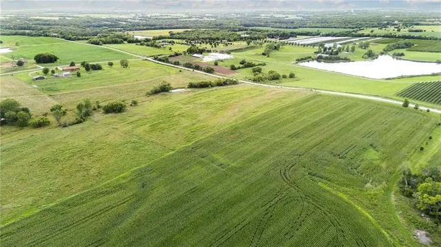 $220,000 | 3540 Woodson Road, Wellsville, KS 66092