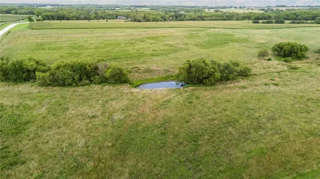 $220,000 | 3540 Woodson Road, Wellsville, KS 66092