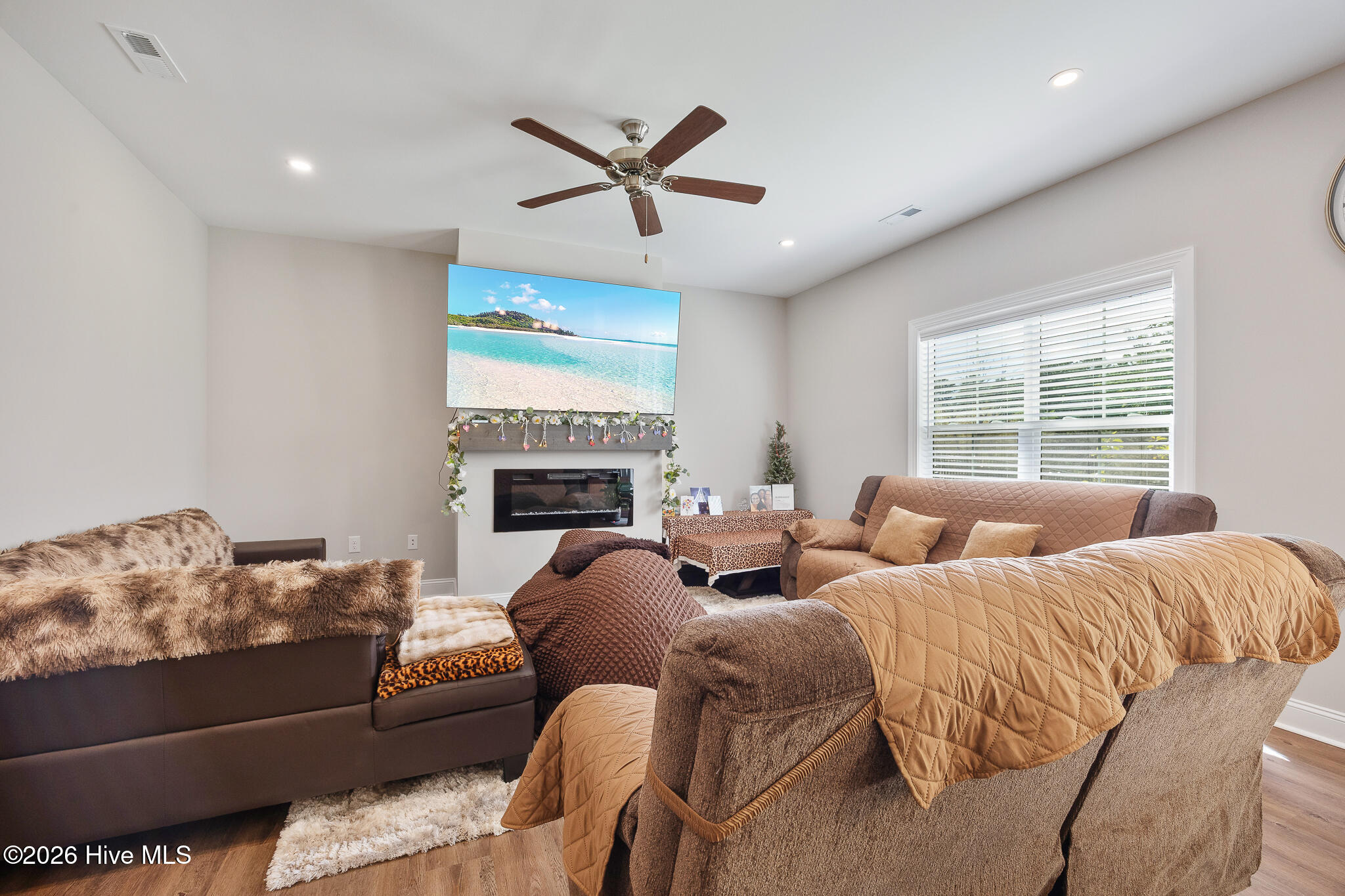 342 Dunston Road Carthage, NC 28327 - Photo 7 of 33 Living Room