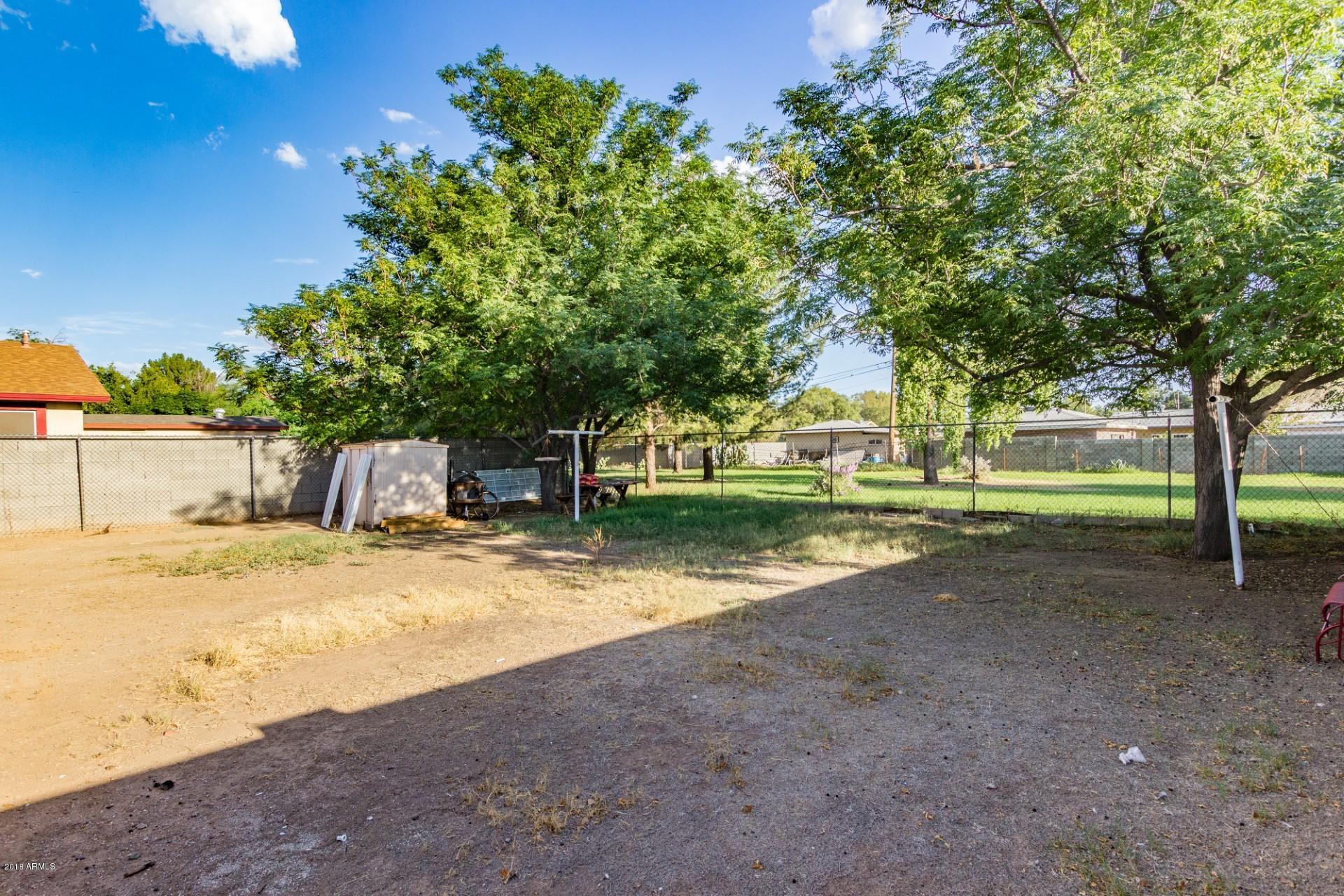 6331 West Lawrence Road Glendale, AZ 85301 - Photo 12 of 14 0017-Lawrence (38)
