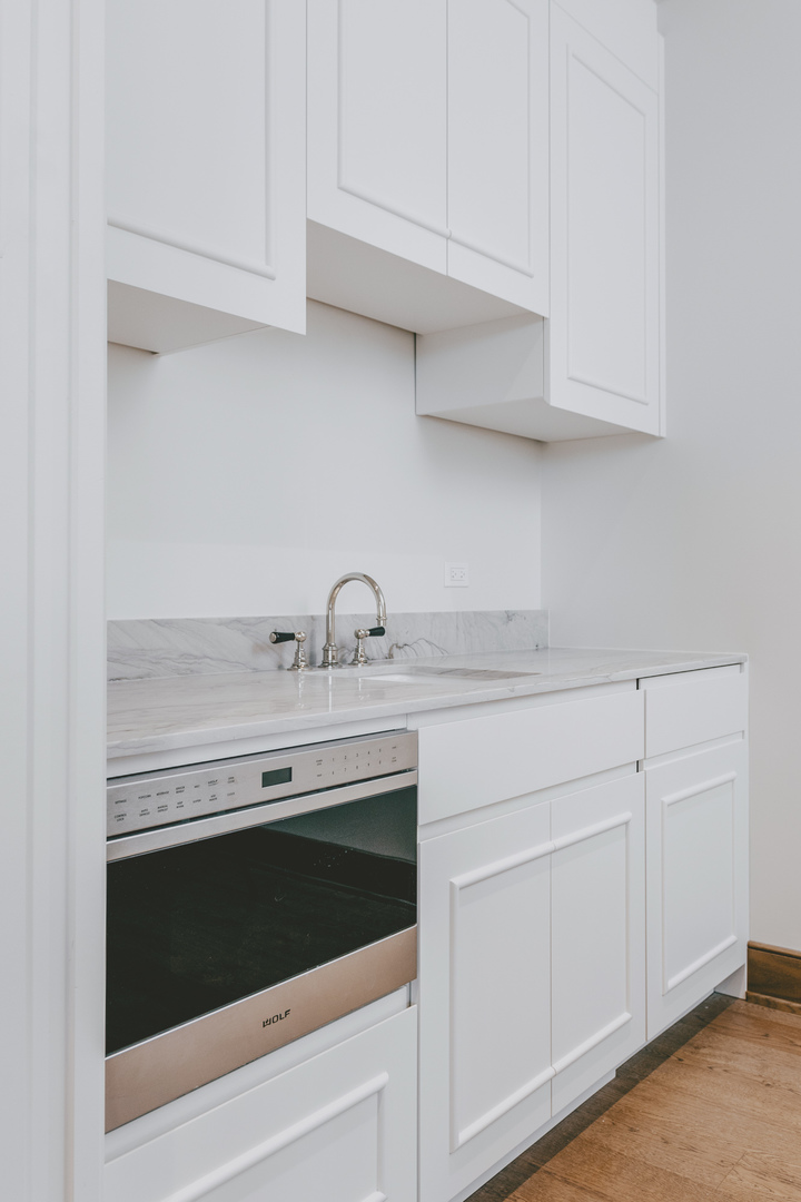 21 North May Street, Unit 601 Chicago, IL 60607 - Photo 34 of 64