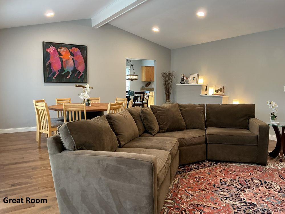 460 Streamview Court Rochester Hills, MI 48309 - Photo 5 of 32 Gallery Image 5