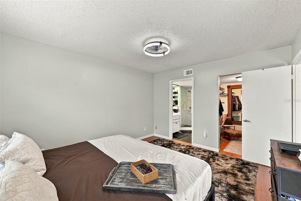 12900 Vonn Road, Unit E204 Largo, FL 33774 - Photo 18 of 48 Gallery Image 18