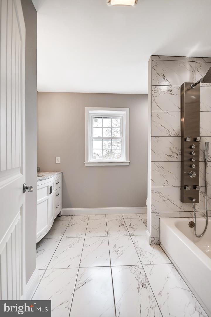 178 Idlewild Road Levittown, PA 19057 - Photo 19 of 32 Gallery Image 19