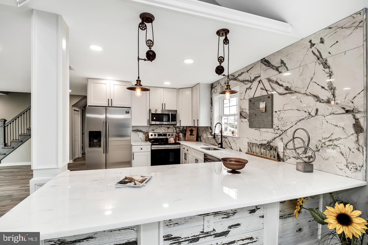 178 Idlewild Road Levittown, PA 19057 - Photo 4 of 32 Gallery Image 4