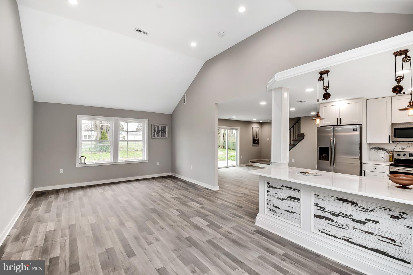 178 Idlewild Road Levittown, PA 19057 - Photo 6 of 32 Gallery Image 6