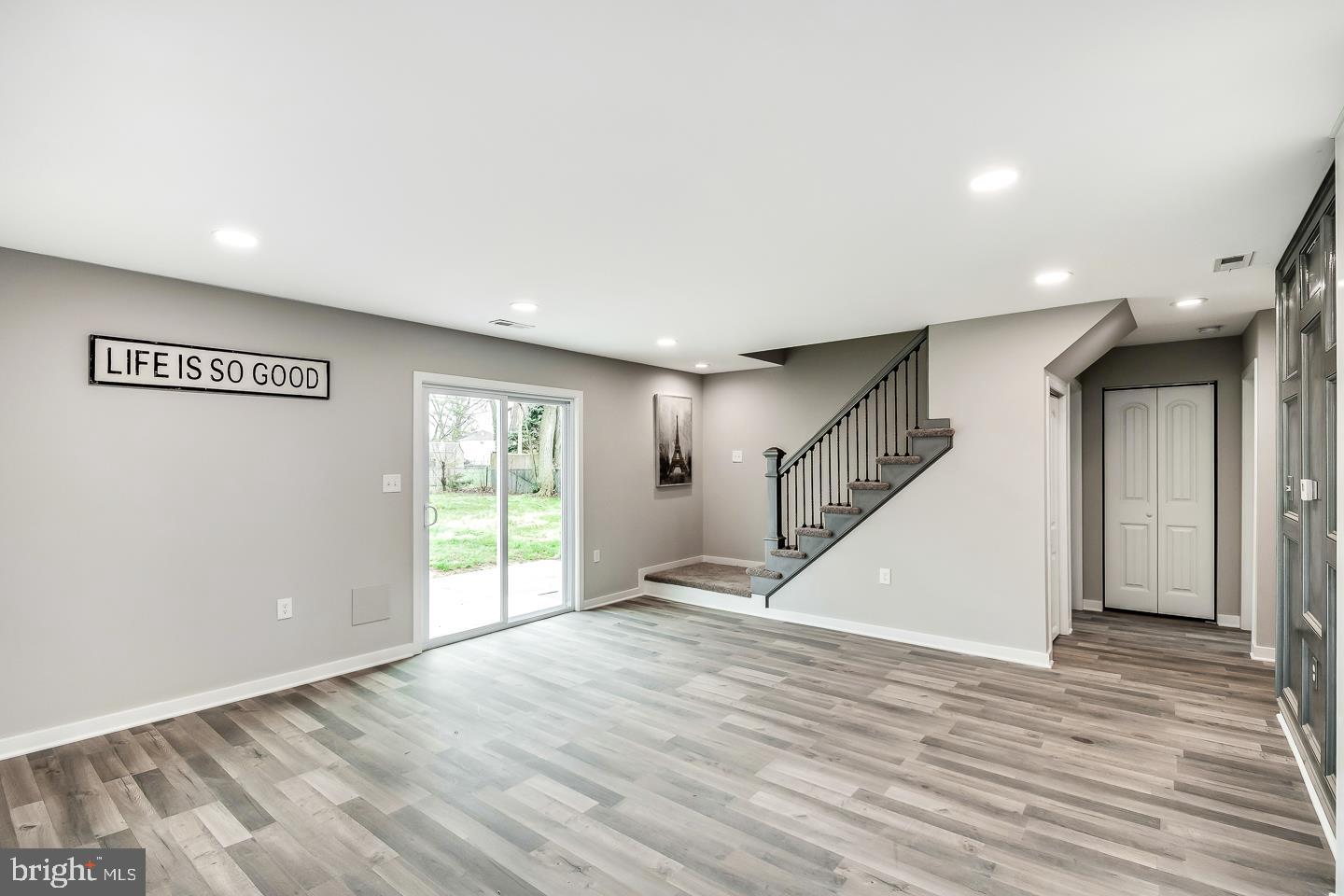 178 Idlewild Road Levittown, PA 19057 - Photo 8 of 32 Gallery Image 8