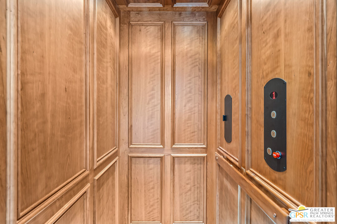 204 Retreat Circle Palm Desert, CA 92260 - Photo 11 of 60