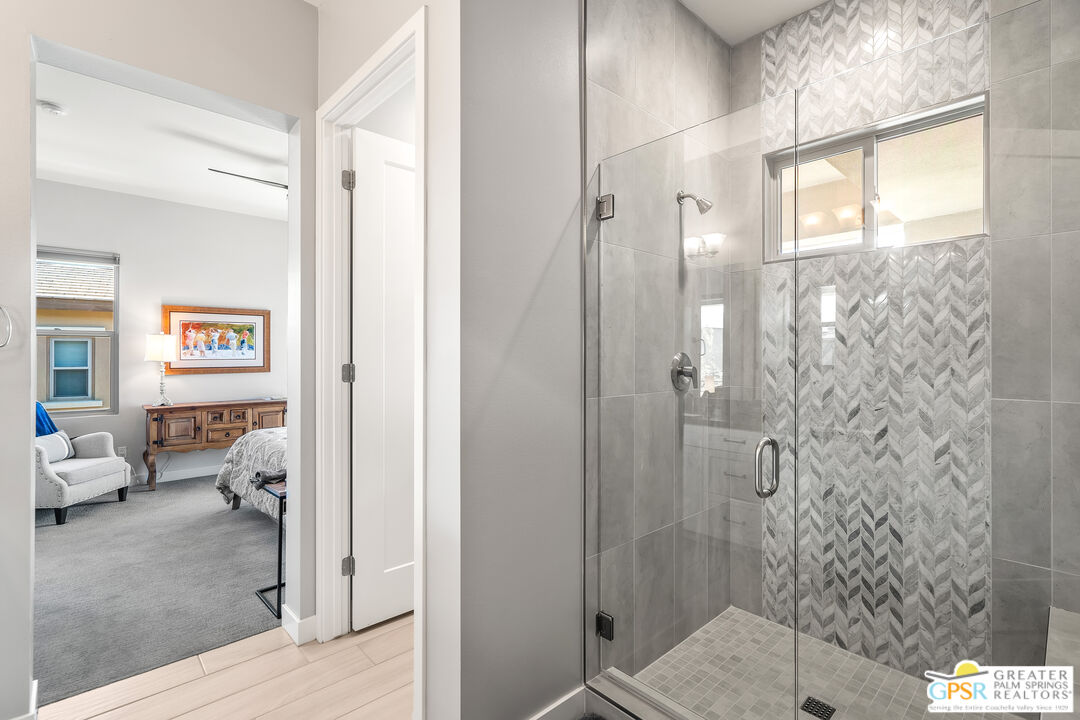 204 Retreat Circle Palm Desert, CA 92260 - Photo 50 of 60 a en suite bathroom with a shower