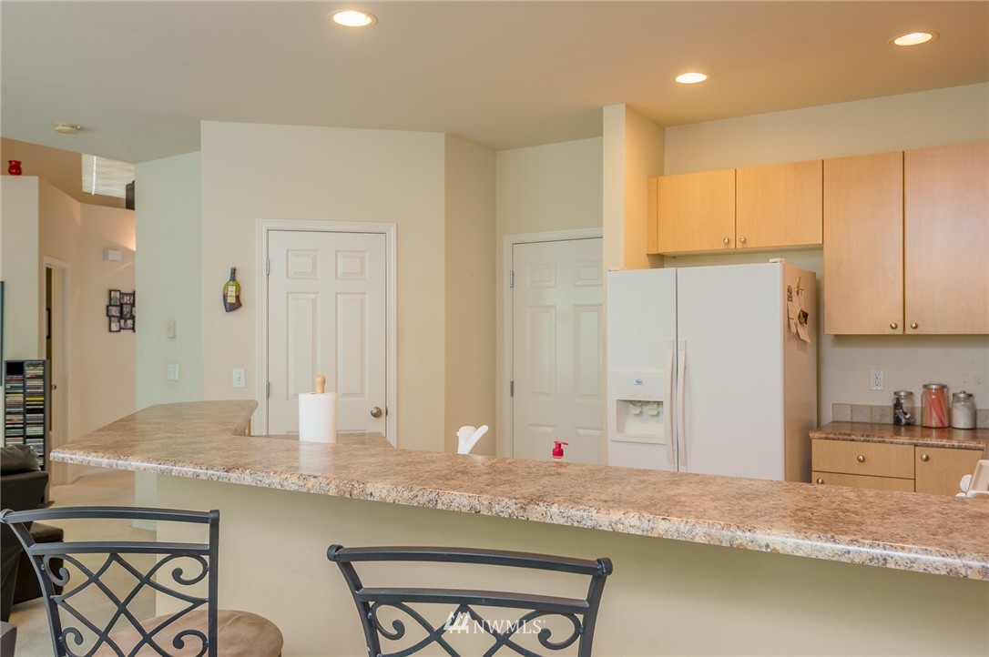 4815 Lake Place South, Unit D Renton, WA 98055 - Photo 8 of 25