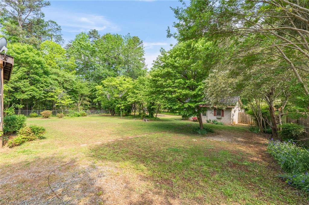2615 Lynn Road Burlington, NC 27215 - Photo 29 of 34 Gallery Image 29