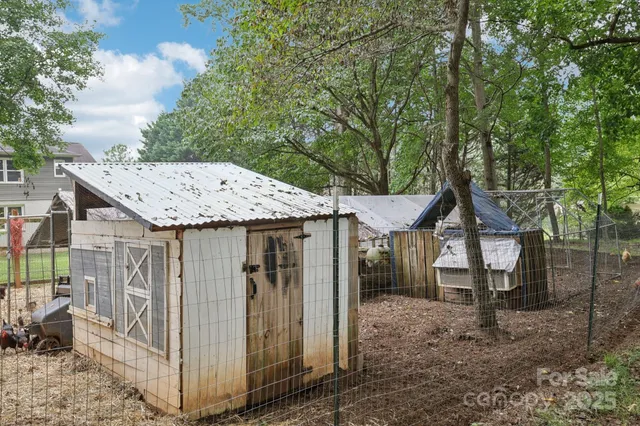 $550,000 | 798 Pine Haven Circle, Clover, SC 29710