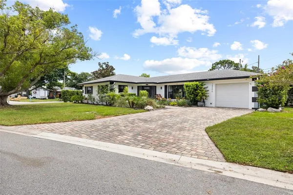 $590,000 | 14006 81st Avenue, Seminole, FL 33776