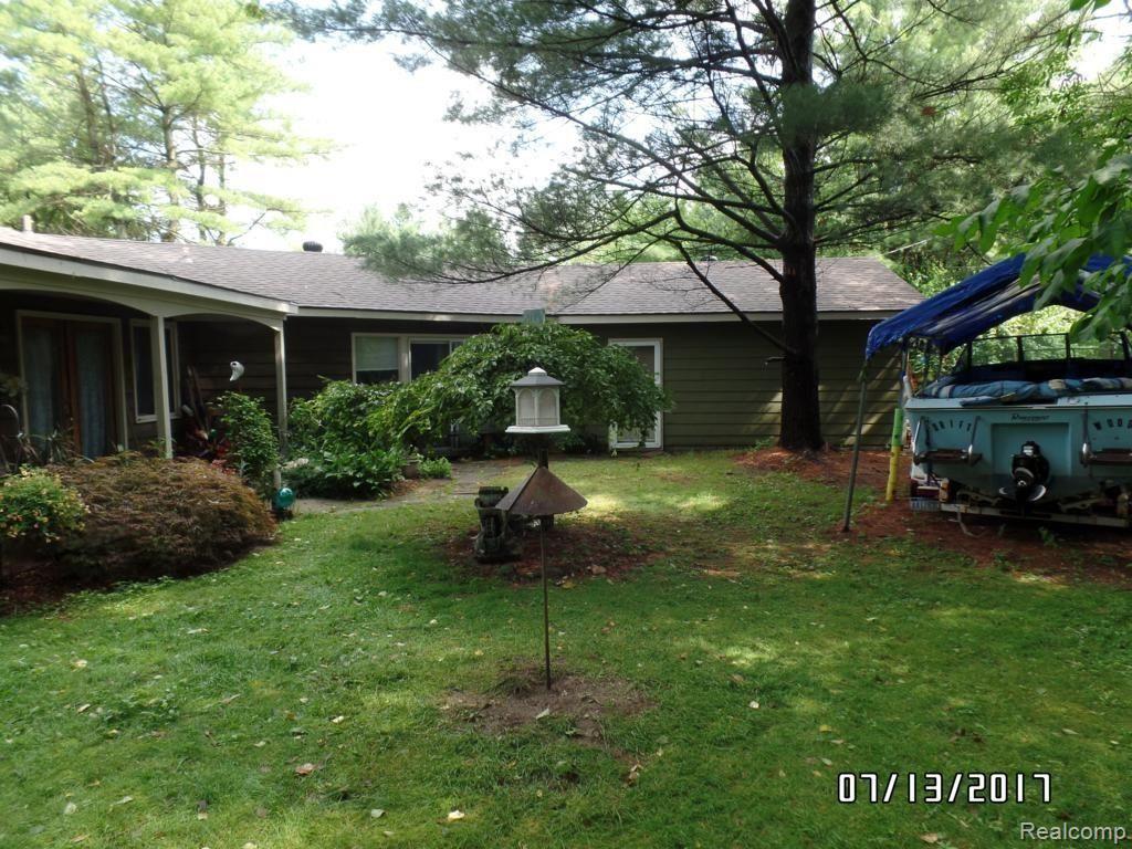 800 South Bartlett Road St. Clair, MI 48079 - Photo 34 of 35 SAM_3944_1024x768.jpg