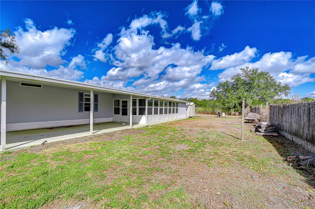 36305 Sunshine Road Zephyrhills, FL 33541 - Photo 17 of 30 Gallery Image 17