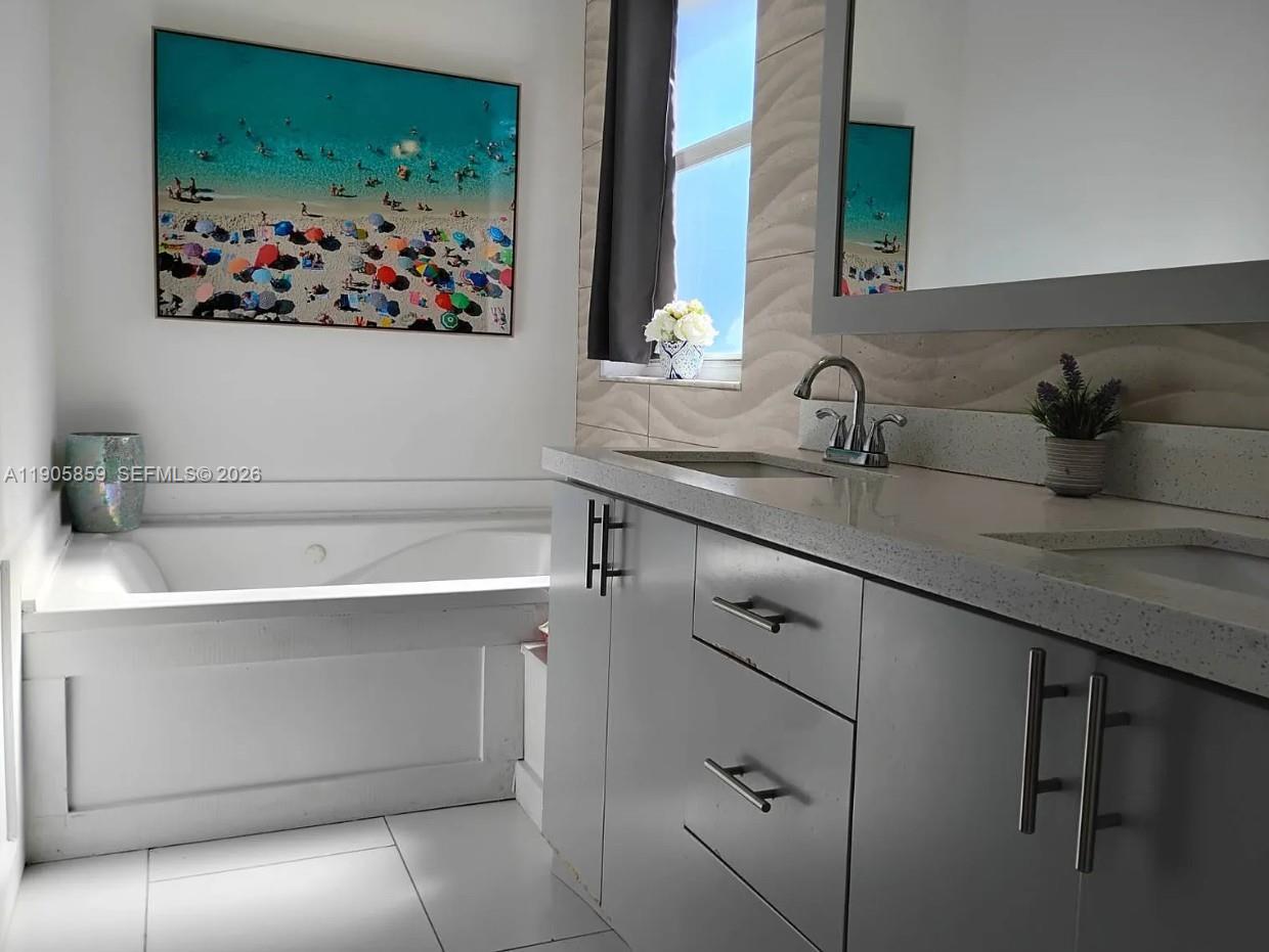 7515 Southwest 164th Court Miami, FL 33193 - Photo 21 of 33