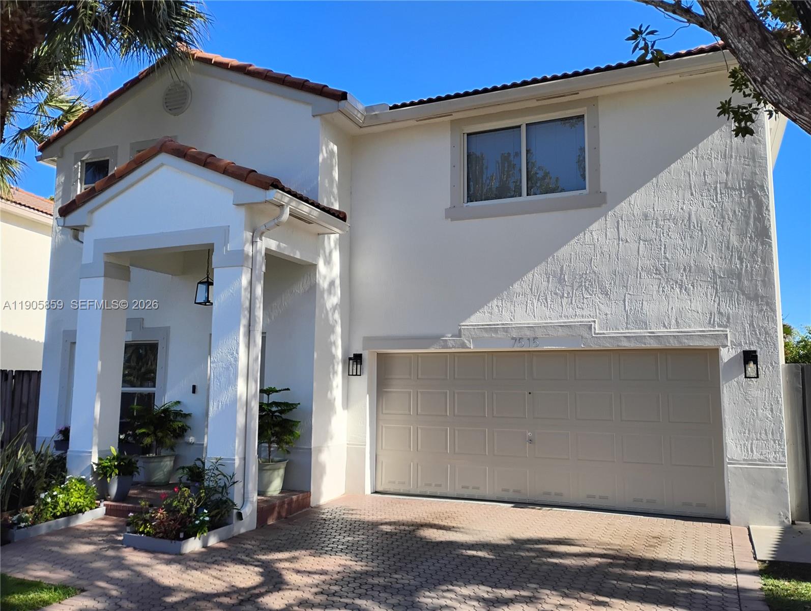 7515 Southwest 164th Court Miami, FL 33193 - Photo 8 of 33