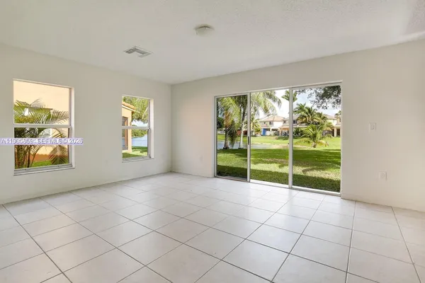 $779,000 | 7515 Southwest 164th Court, Miami, FL 33193