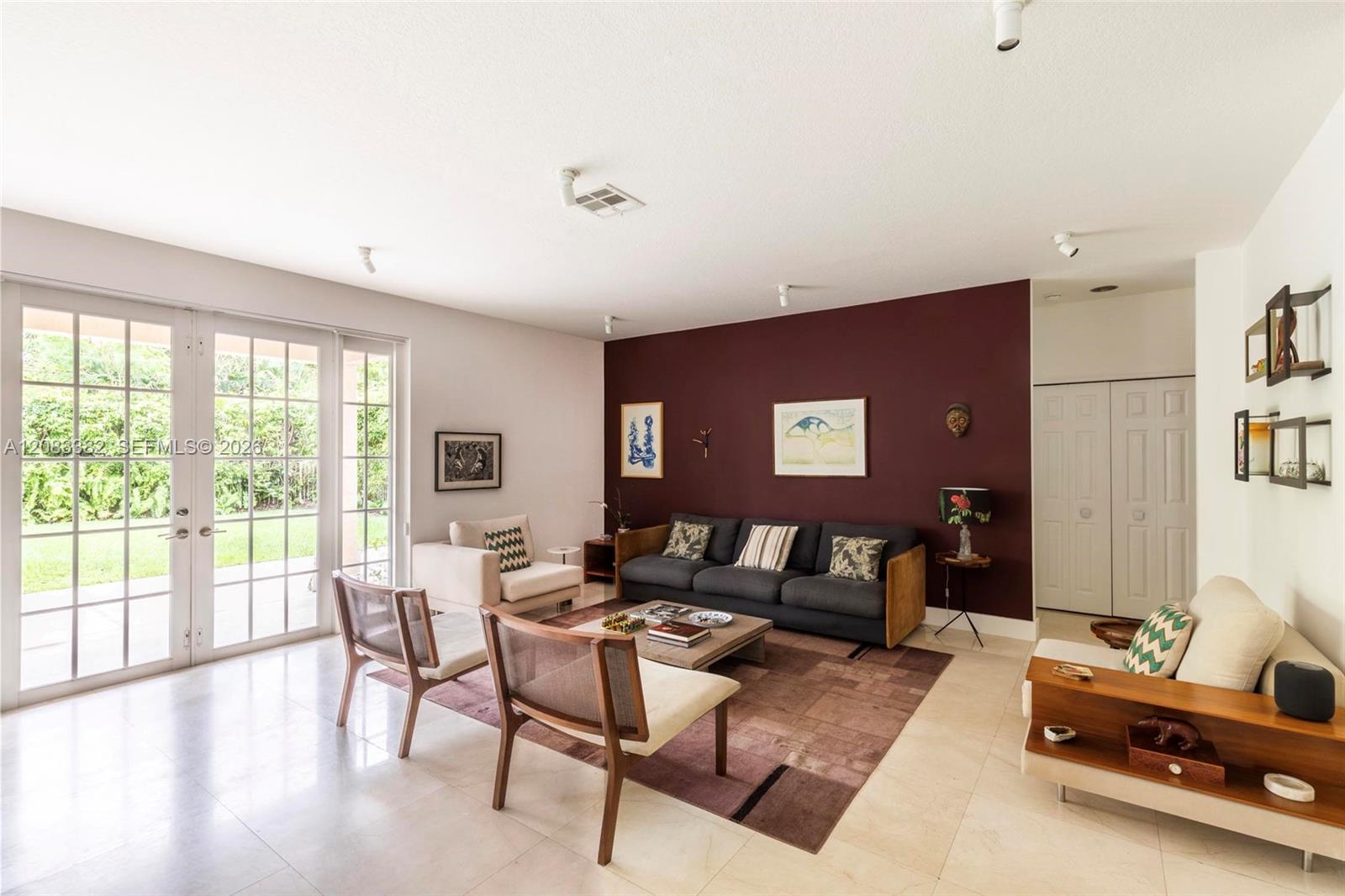 3652 Falcon Ridge Circle Weston, FL 33331 - Photo 4 of 44 Gallery Image 4