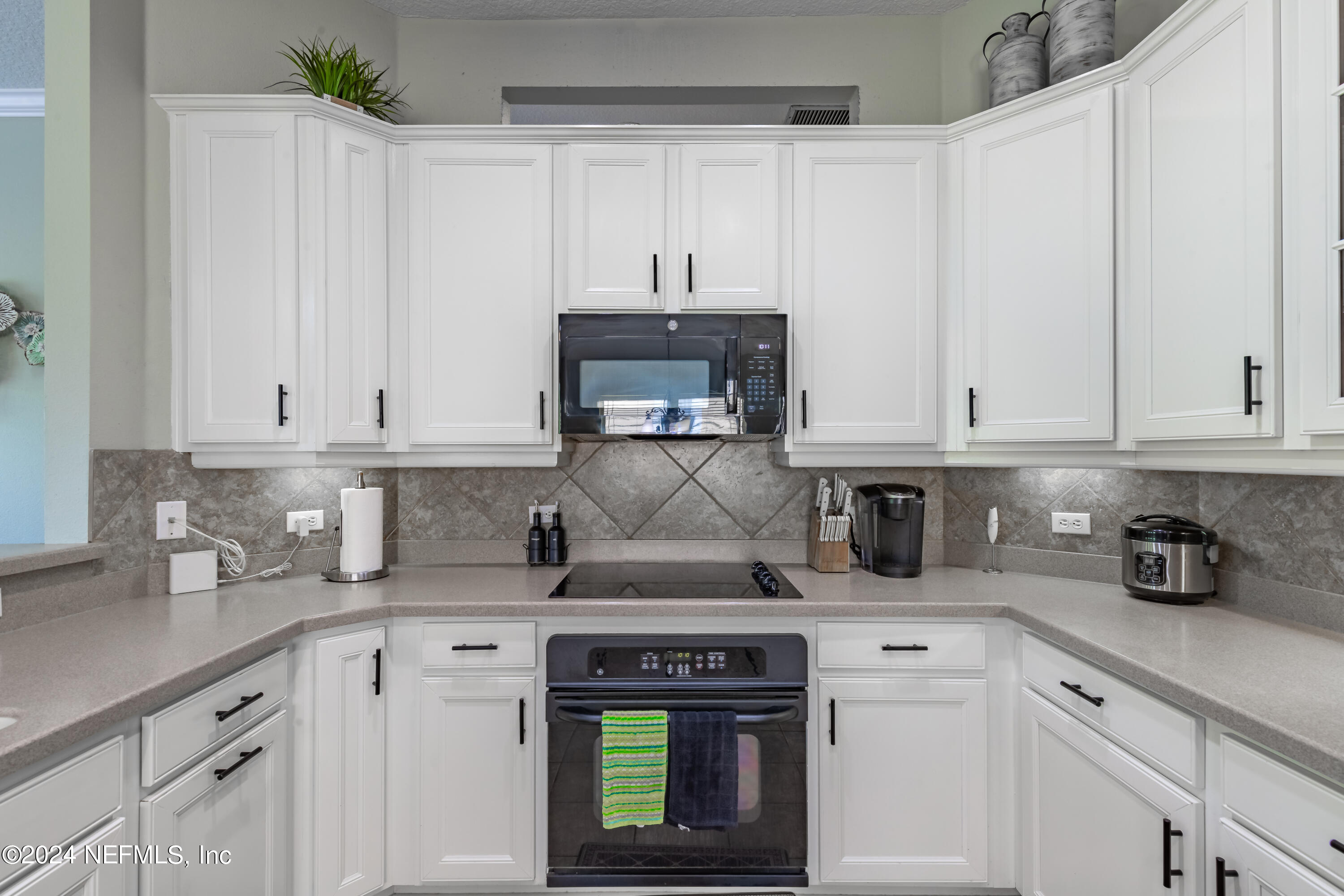 1876 Rear Admiral Lane St. Johns, FL 32259 - Photo 19 of 56 Kitchen