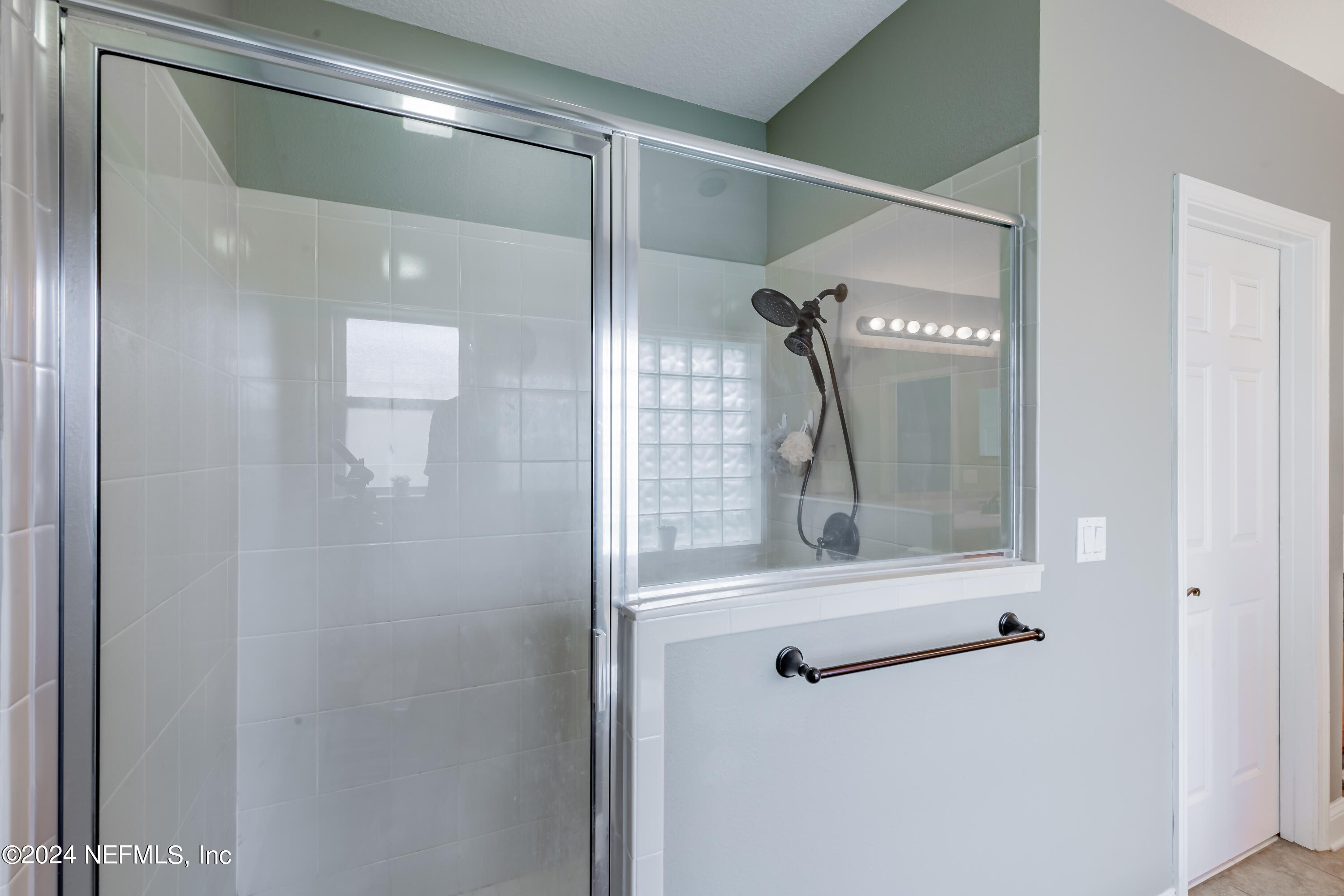 1876 Rear Admiral Lane St. Johns, FL 32259 - Photo 32 of 56 Primary Bathroom