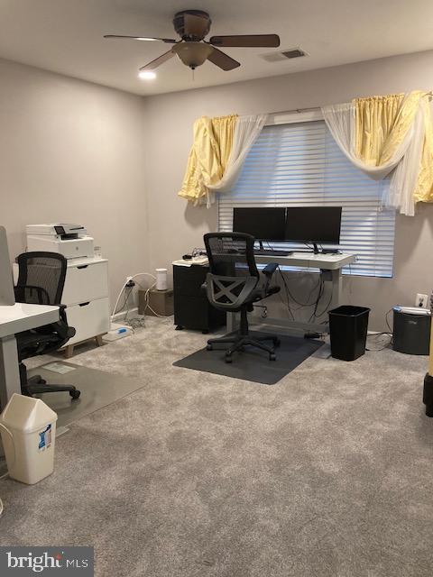 11147 Wortham Crest Circle Manassas, VA 20109 - Photo 8 of 8 a living room with furniture