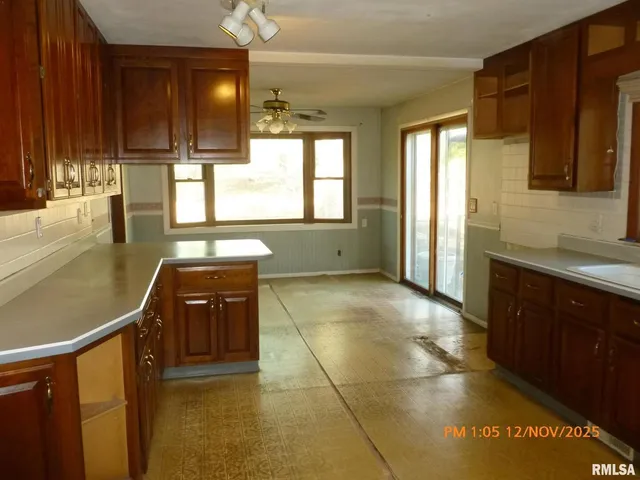 $200,000 | 5311 North Fairmount Street, Davenport, IA 52806