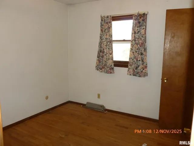 $200,000 | 5311 North Fairmount Street, Davenport, IA 52806