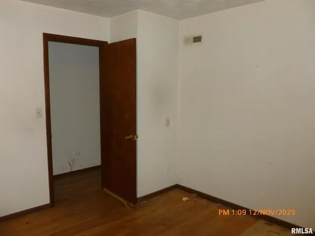 $200,000 | 5311 North Fairmount Street, Davenport, IA 52806