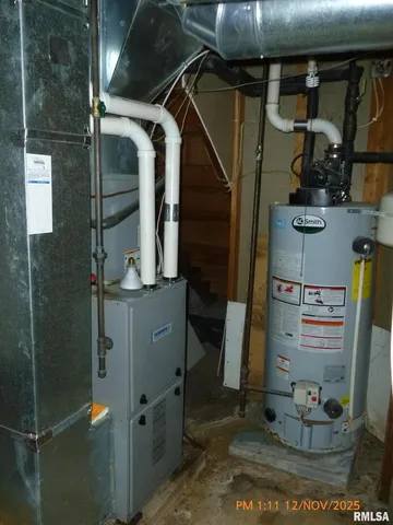 $200,000 | 5311 North Fairmount Street, Davenport, IA 52806