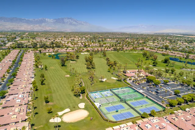 a view of outdoor space and city view