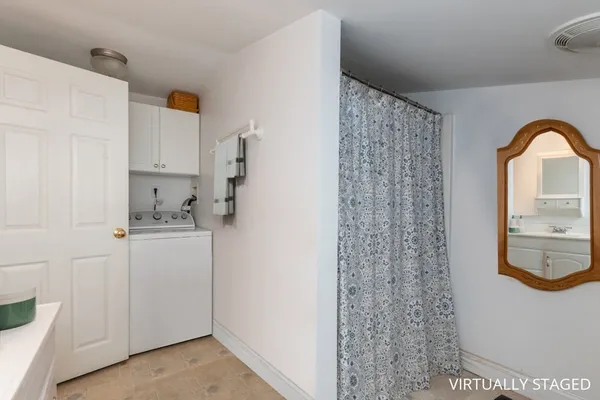$1,198,000 | 6 Willow Street, Wellesley, MA 02481