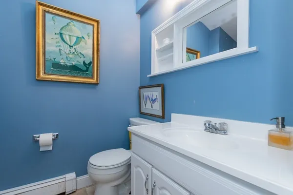 $1,198,000 | 6 Willow Street, Wellesley, MA 02481